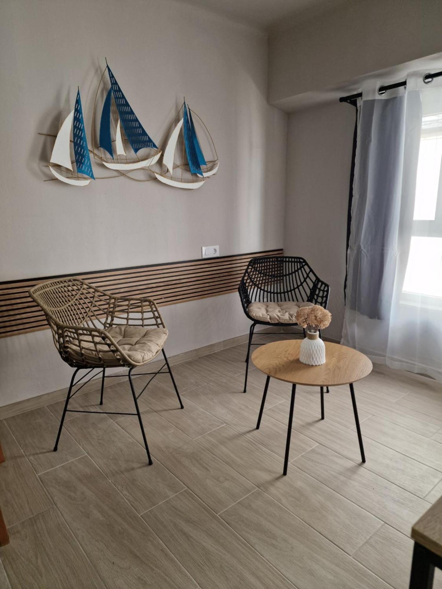 מלון L' Escala Pensio Torrent מראה חיצוני תמונה